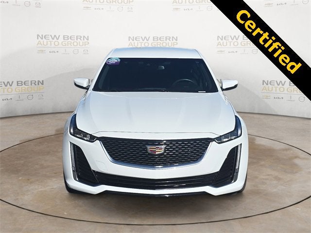 2022 Cadillac CT5 Luxury