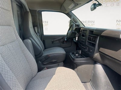 2025 Chevrolet Express Cutaway 3500 1WT