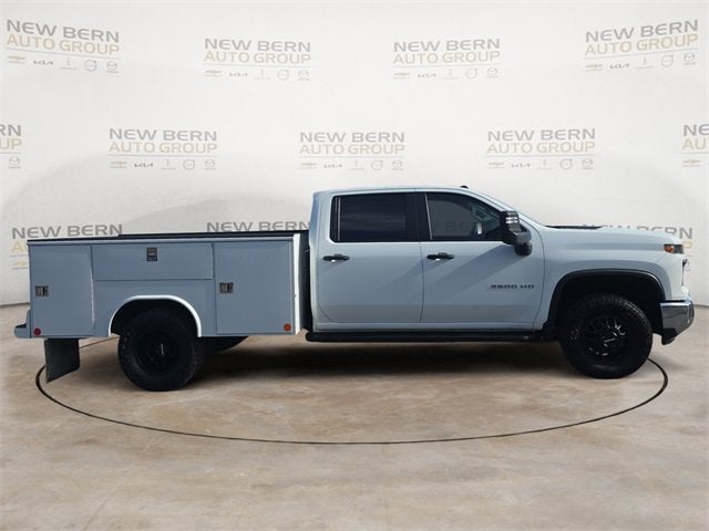 2024 Chevrolet Silverado 3500 HD Chassis Cab Work Truck