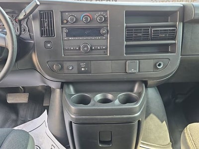 2025 Chevrolet Express Cargo WT