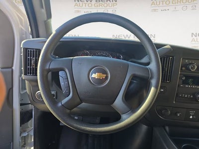 2025 Chevrolet Express Cargo WT