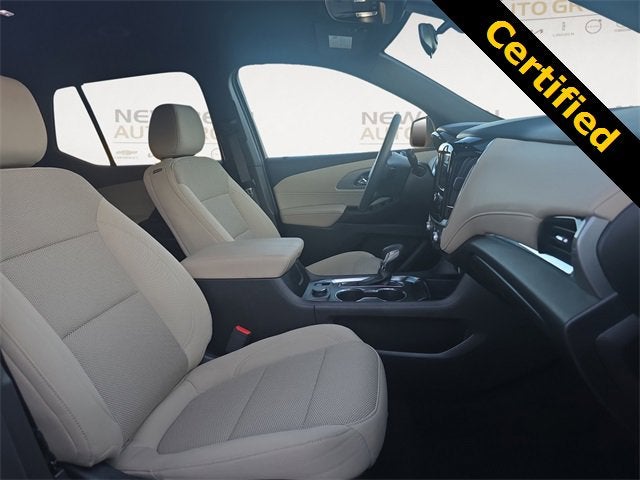 2023 Chevrolet Traverse LS