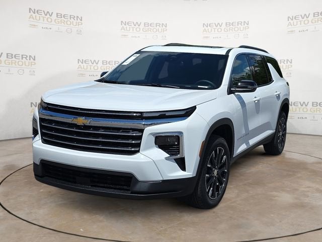 2026 Chevrolet Traverse FWD LT's photo