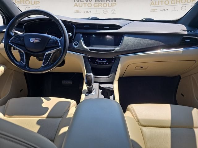 2019 Cadillac XT5 Premium Luxury FWD
