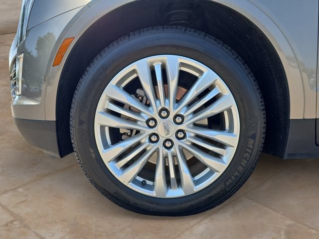2019 Cadillac XT5 Premium Luxury FWD