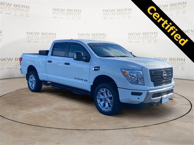 2024 Nissan Titan XD SV