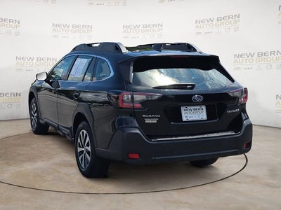 2023 Subaru Outback Base