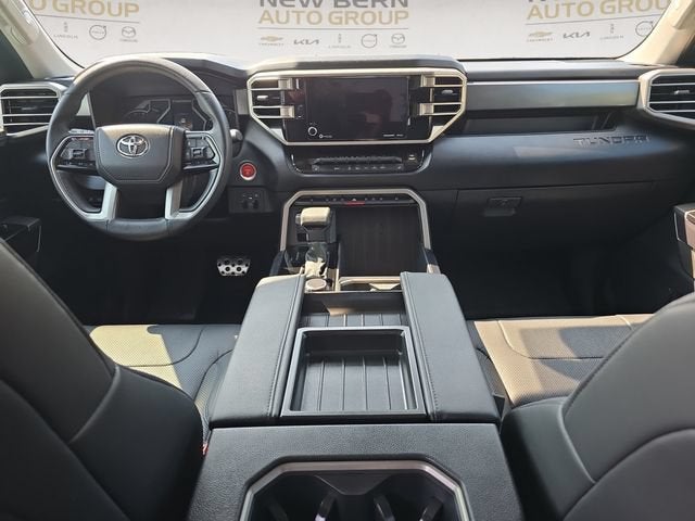 2023 Toyota Tundra 4WD SR5