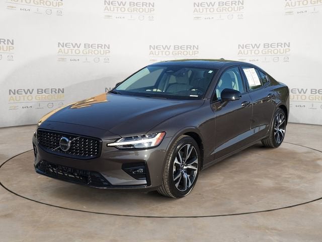 2025 Volvo S60