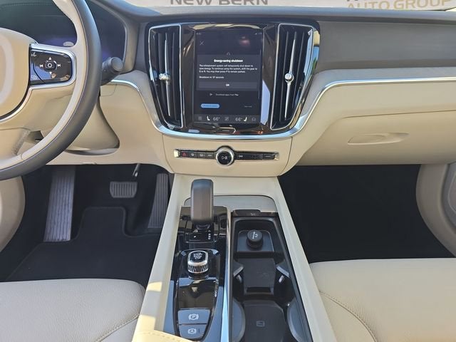 2025 Volvo S60 Plus