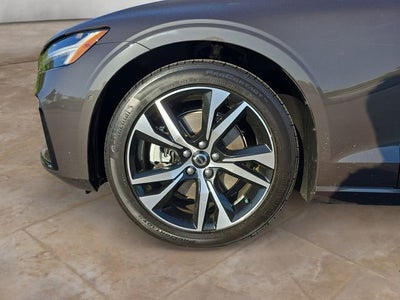2025 Volvo S60 Plus