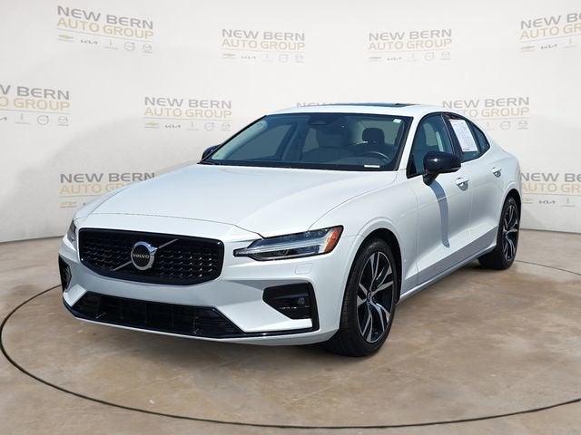 2025 Volvo S60 Core