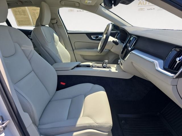 2025 Volvo S60 Core