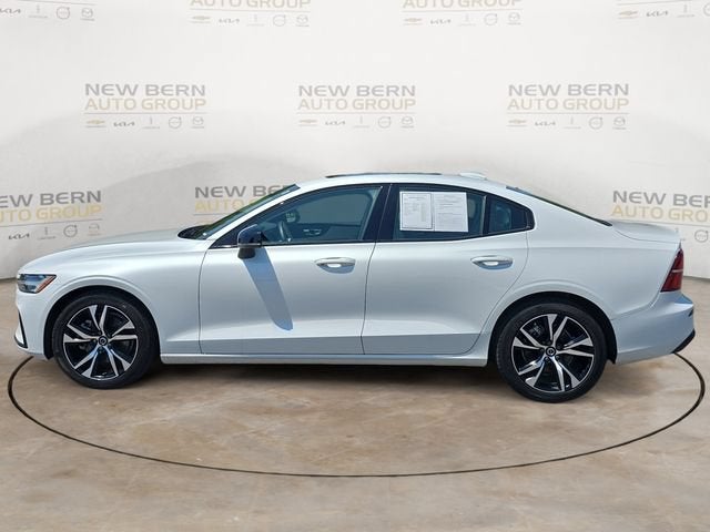 2025 Volvo S60 Core