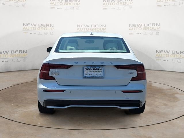 2025 Volvo S60 Core