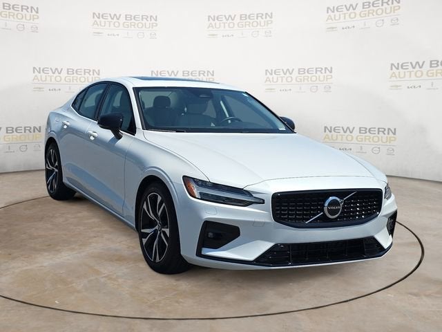 2025 Volvo S60 Core