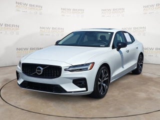 2025 Volvo S60 Core