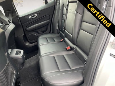 2024 Volvo S60 Core Dark Theme