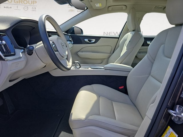 2024 Volvo S60 Plus Dark Theme