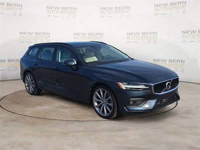 2020 Volvo V60 Momentum