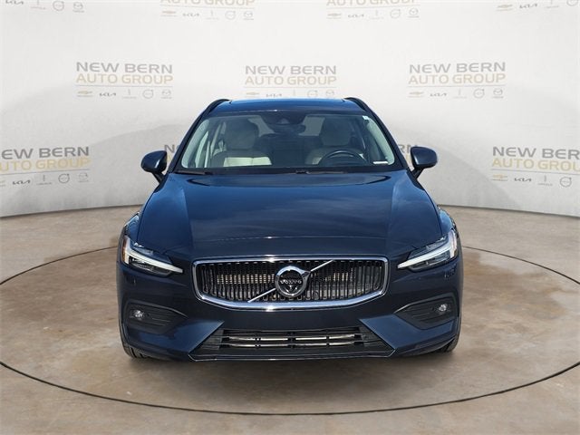 2020 Volvo V60 Momentum