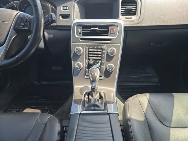 2016 Volvo V60 T5 Premier