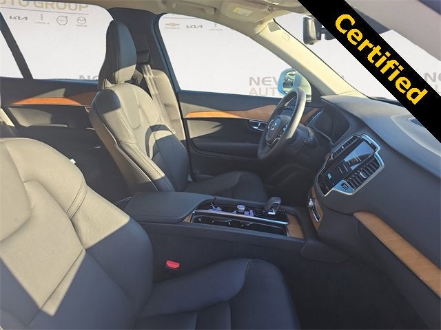 2023 Volvo XC90 Plus