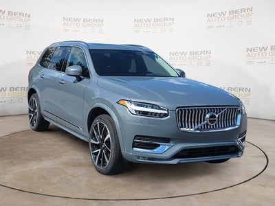 2023 Volvo XC90 Plus