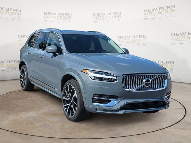 2023 Volvo XC90 Plus