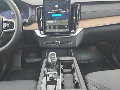 2025 Volvo XC90 Core