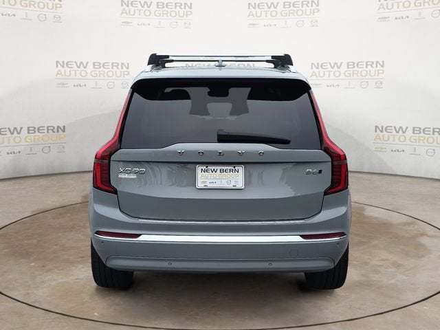 2025 Volvo XC90 Core