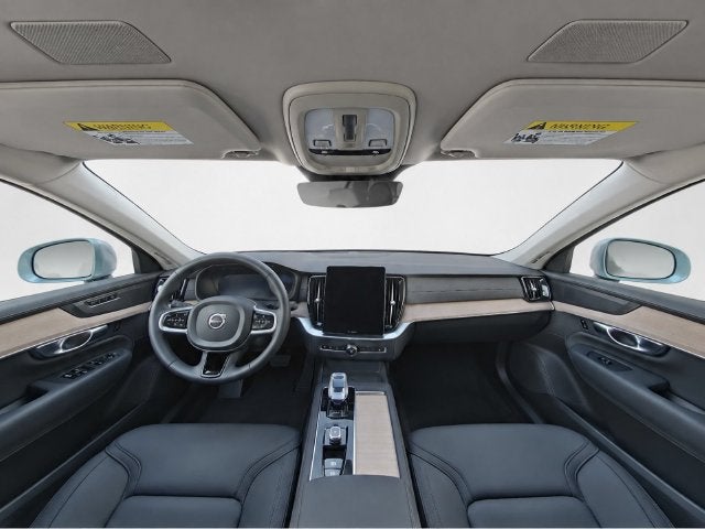 2026 Volvo XC90 Plus