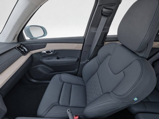 2026 Volvo XC90 Plus