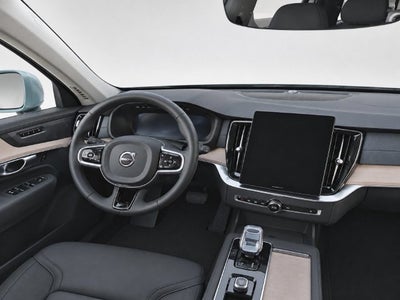 2026 Volvo XC90 Plus
