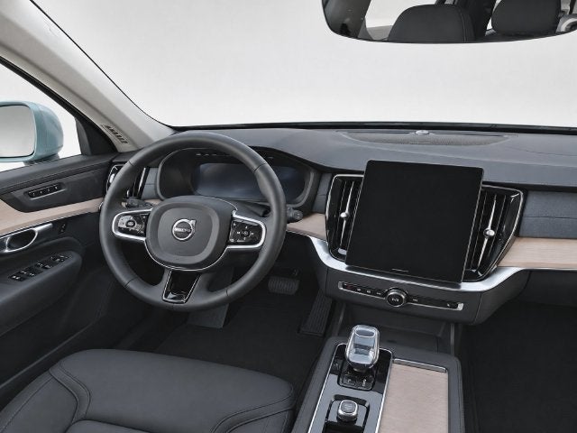 2026 Volvo XC90 Plus