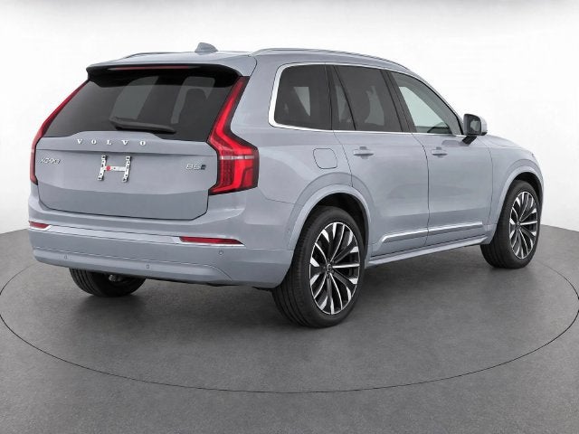 2026 Volvo XC90 Plus