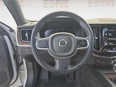 2021 Volvo XC60 Momentum