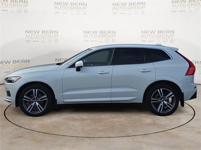 2021 Volvo XC60 Momentum