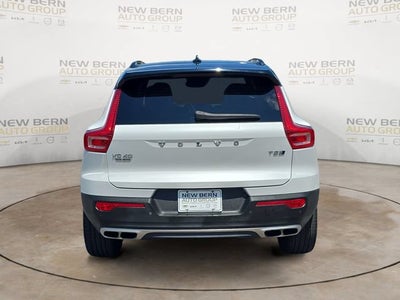 2020 Volvo XC40 R-Design
