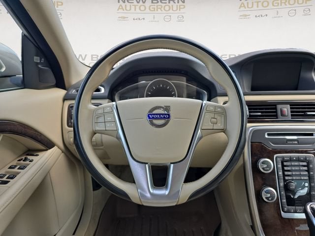 2015 Volvo XC70 3.2L Platinum