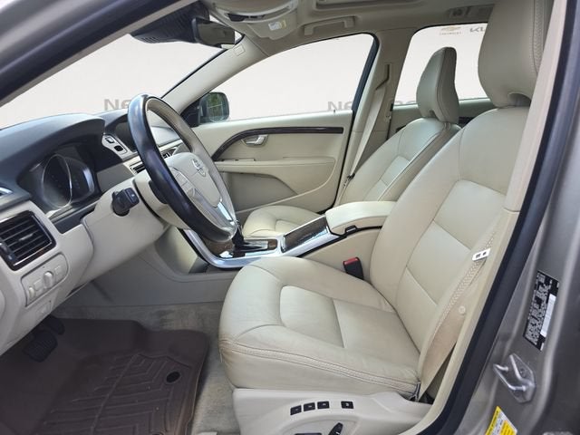 2015 Volvo XC70 3.2L Platinum