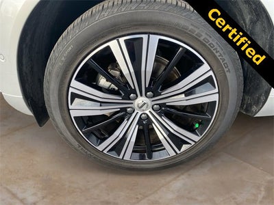 2023 Volvo XC60 Plus Bright Theme