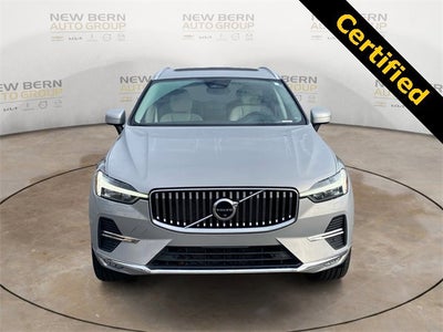 2023 Volvo XC60 Plus Bright Theme
