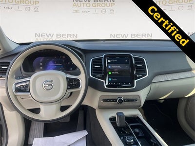 2024 Volvo XC90 Plus Bright Theme