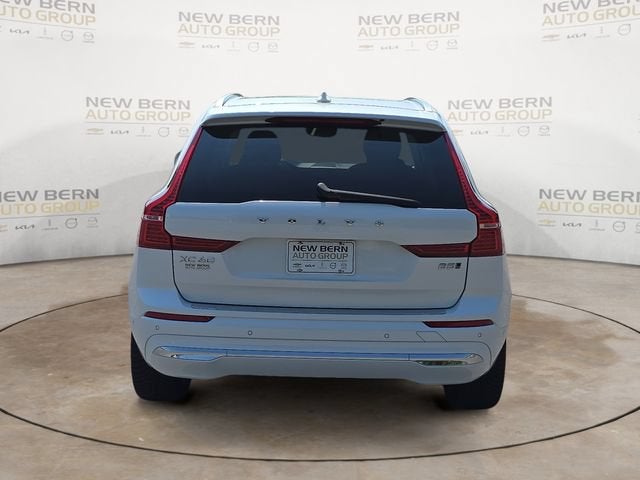 2023 Volvo XC60 Ultimate Bright Theme