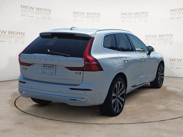 2023 Volvo XC60 Ultimate Bright Theme