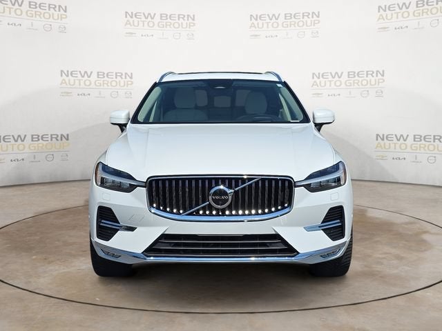 2023 Volvo XC60 Ultimate Bright Theme
