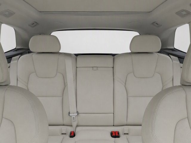 2024 Volvo XC60 Plus Dark Theme