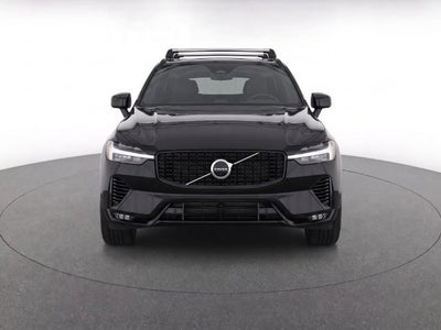 2024 Volvo XC60 Plus Dark Theme