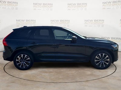 2024 Volvo XC60 Plus Dark Theme